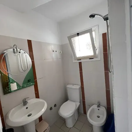 Guest House Vlore 3*