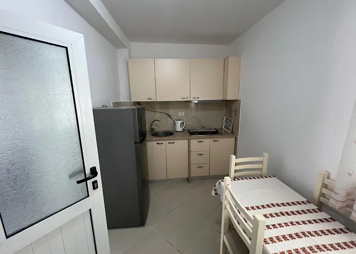 ゲストハウス Guest House Vlore 3*