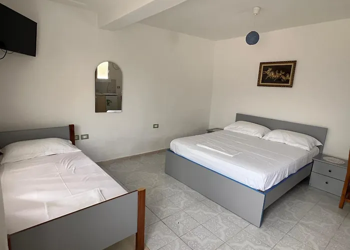Guest House Vlore 3*