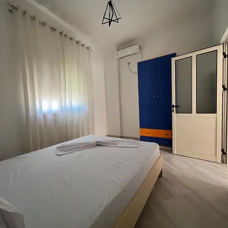 Guest House Vlore فلورا